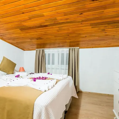 Ordu Village 4 Bedroom 3843 * Kalkan